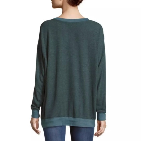 Wildfox “Disco Nap Queen” soft sweat shirt - Picture 2 of 2